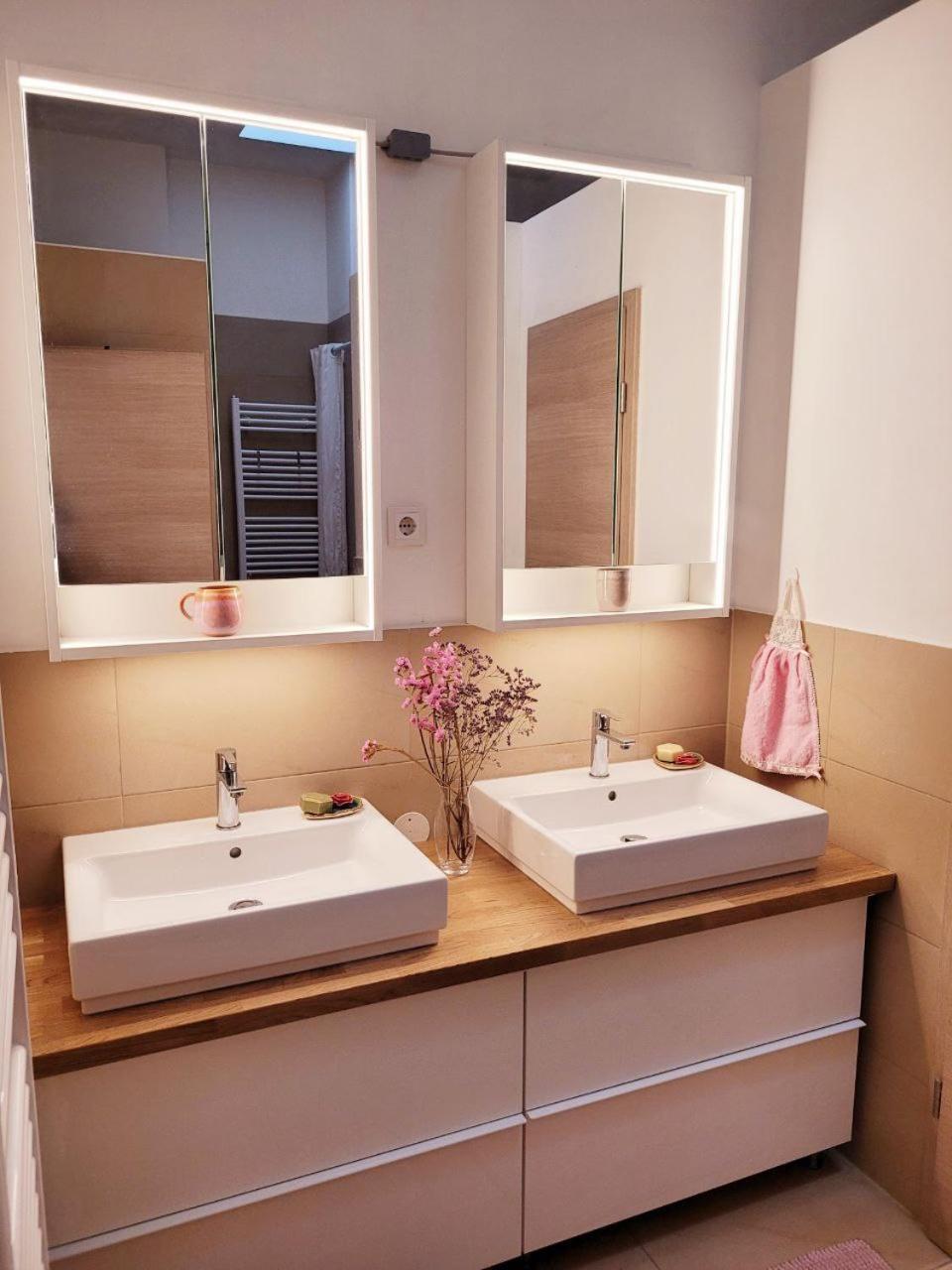 Room In Berlin City Center Εξωτερικό φωτογραφία