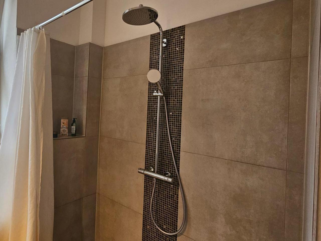 Room In Berlin City Center Εξωτερικό φωτογραφία